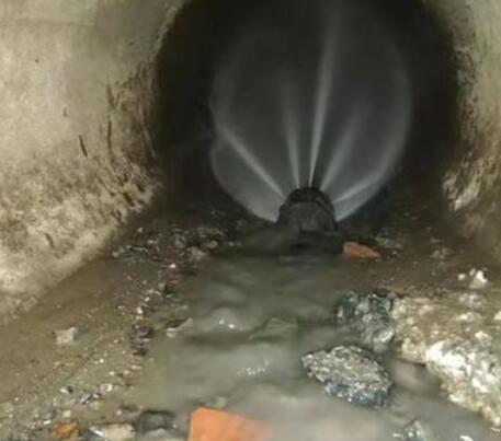 汪场镇市政管道清淤